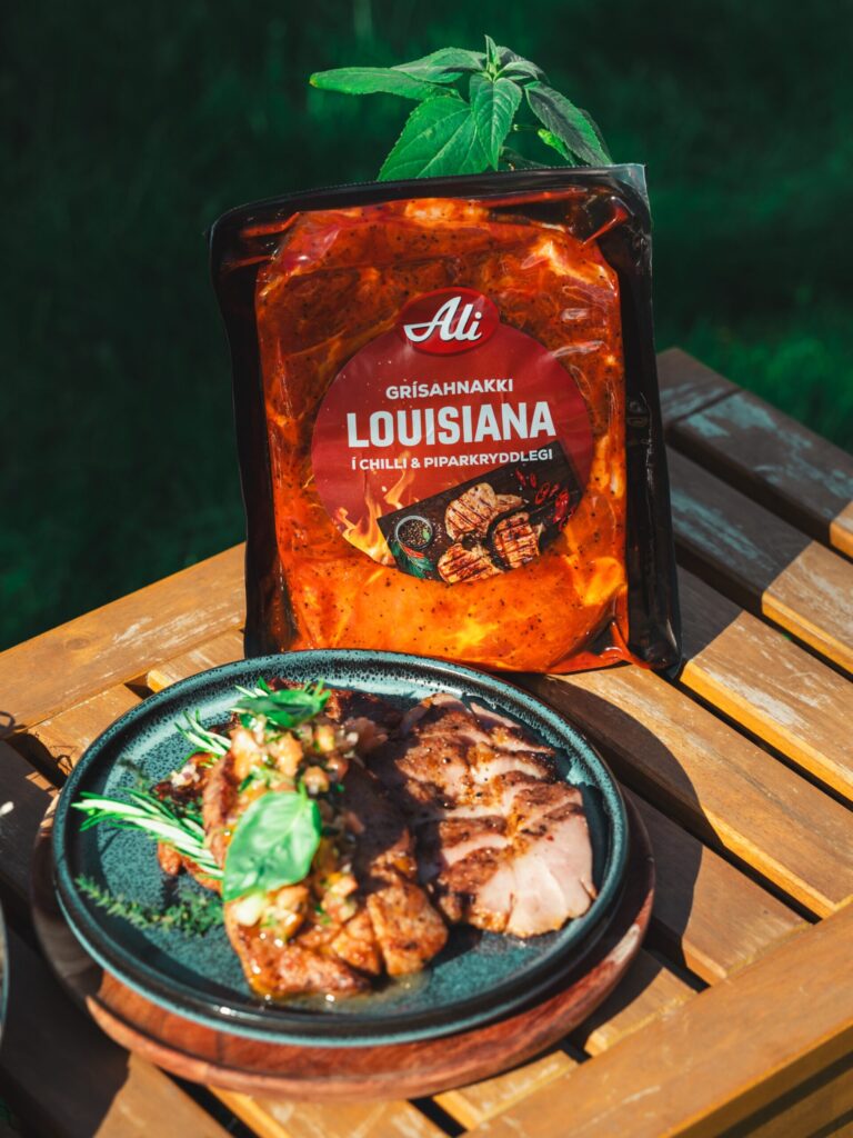 Grísahnakki Louisiana í chili & piparkryddlegi